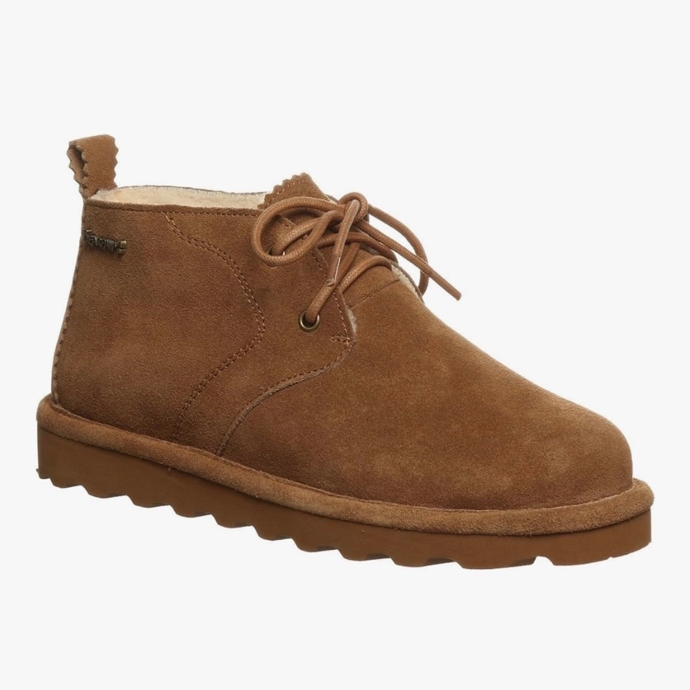 BEARPAW Skye Women's Boots size 8
